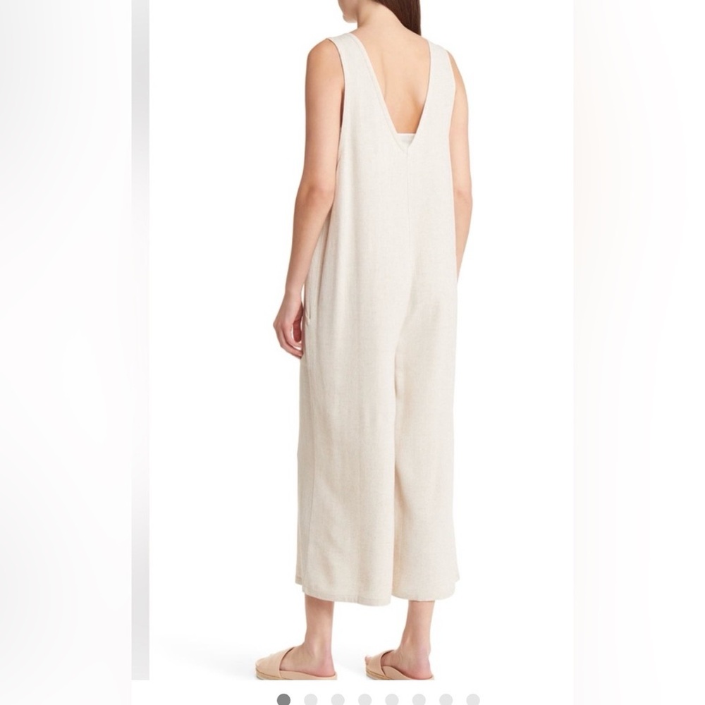 Treasure & Bond Linen-Blend Sleeveless Wide-Leg Jumpsuit in Cream - Picture 2 of 9
